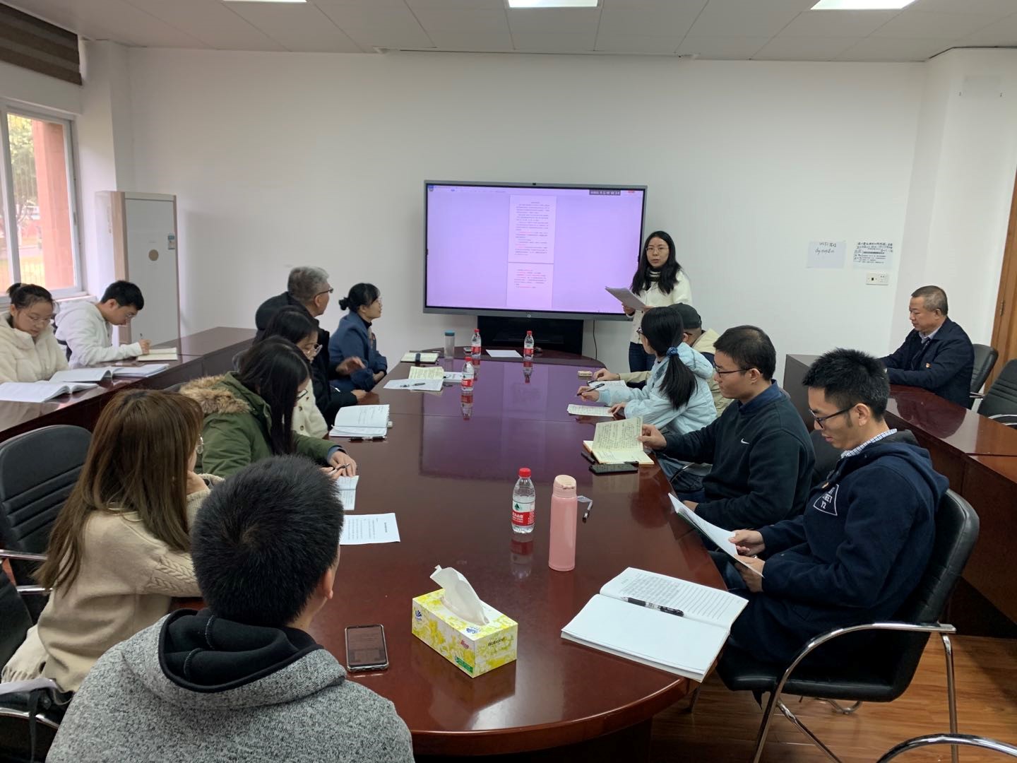 图像正在加载中